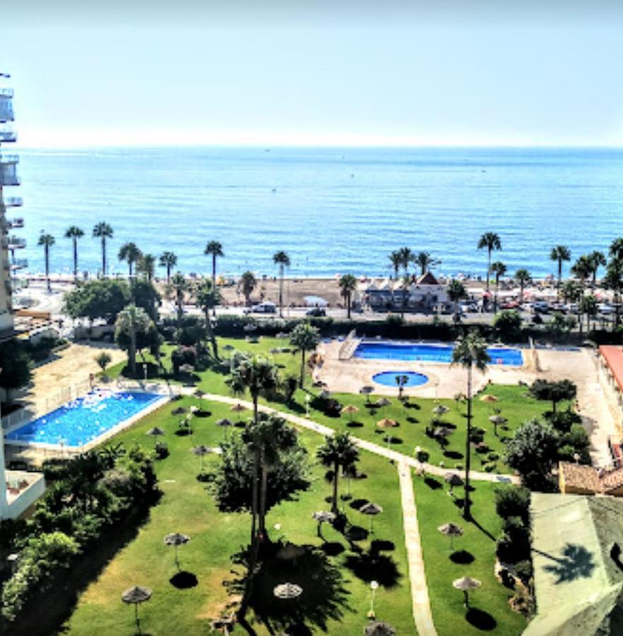 Estudio Recien Reformado En Primera Linea De Playa Apartman Benalmádena Kültér fotó
